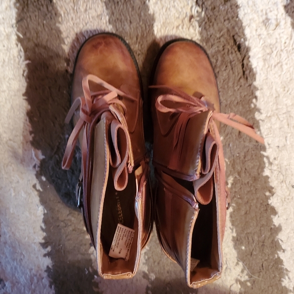 Cognac Boots - Picture 6 of 10